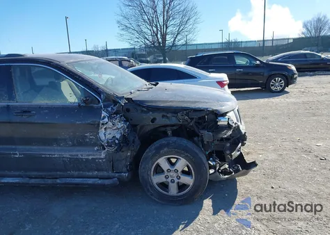 2011 Jeep Grand Cherokee Laredo z USA, uszkodzony, nr VIN 1J4RS4GG5BC515504